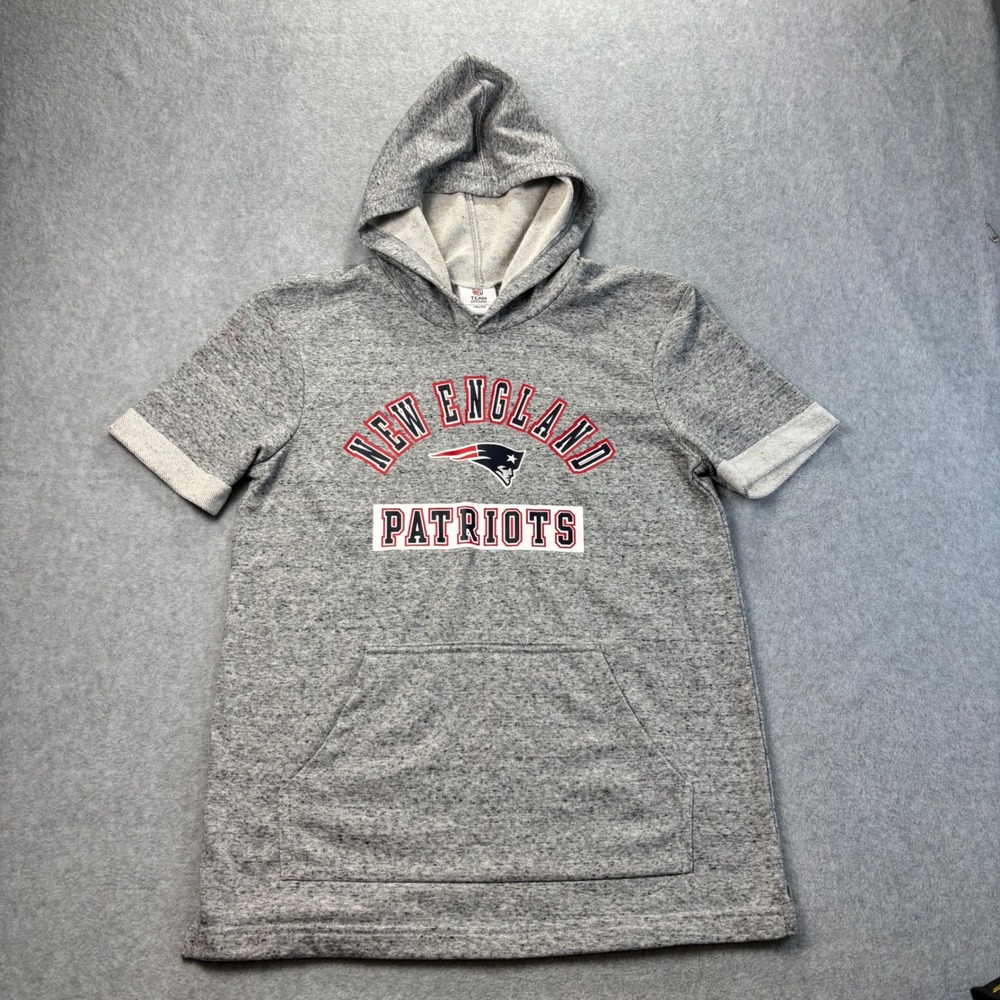 NFL New England Patriots Youth XL‎ Short Sleeve Hoodie Sweatshirt